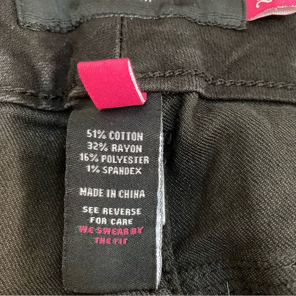 Torrid Size 28T (Tall) Black 3 Button Jeans Inseam 29 - Picture 8 of 9